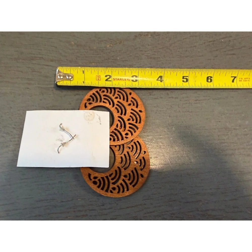 Diversity By Sophia Wood Earrings Brown Laser Cut Scalloped c Hoop Dangle